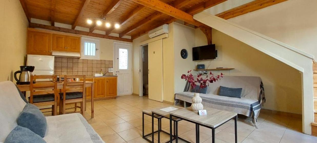 George Apartment Lefkada City Exterior photo